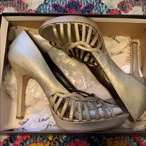 Light Gold Michael Antonio Heels